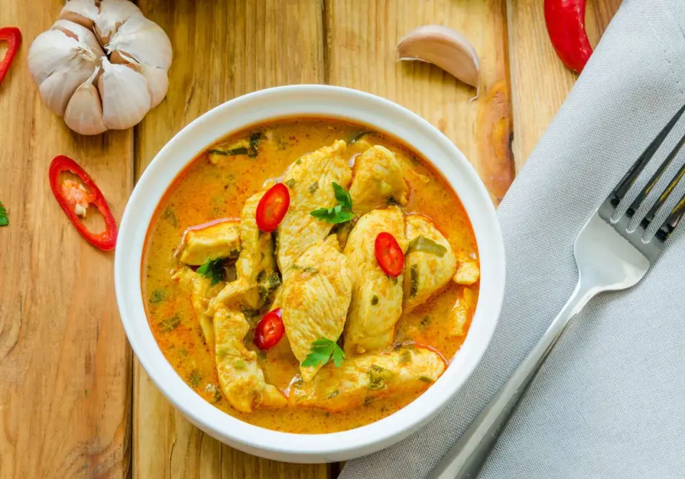 Czy żółte curry jest ostre? Odkryj jego łagodny smak i właściwości