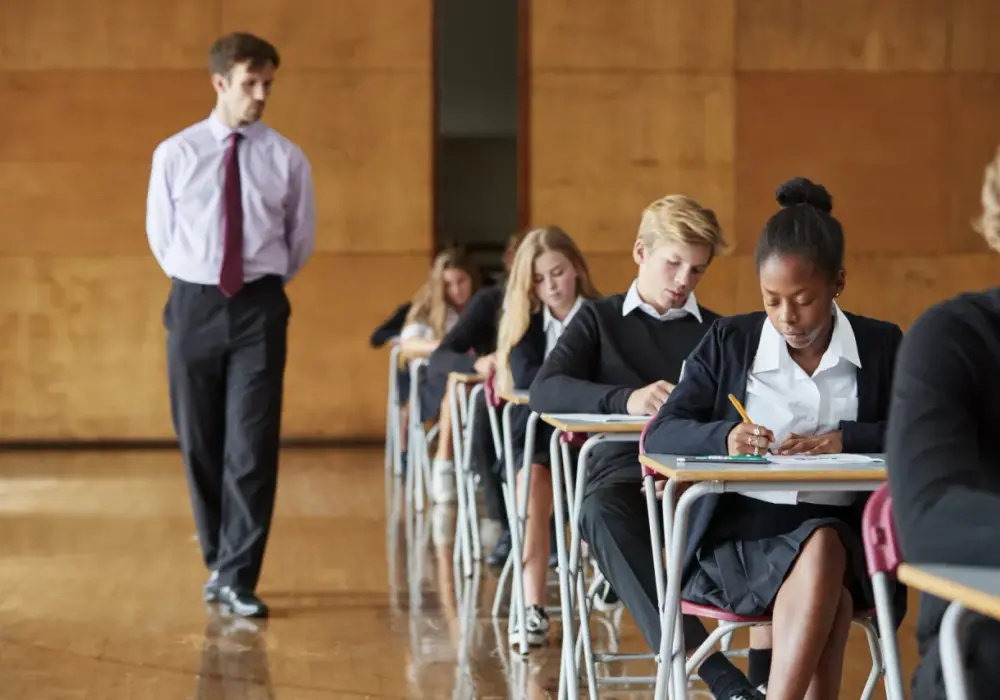 Matura z dysleksją: Zyskaj czas i punkty! Przewodnik po udogodnieniach