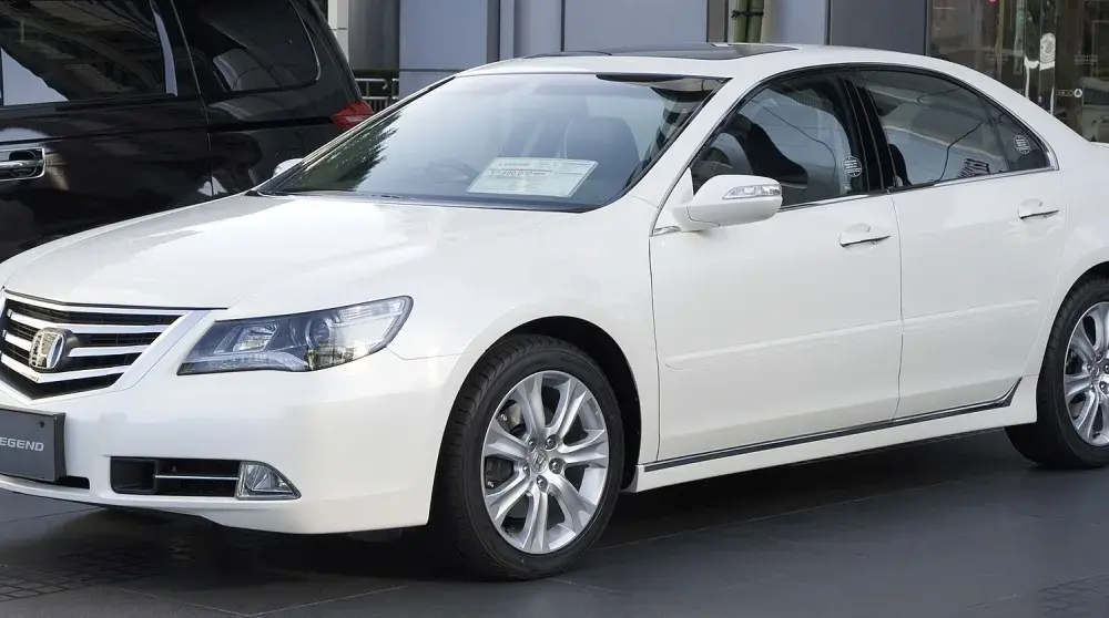 Honda Legend - Czy warto kupić flagowy sedan z V6 i SH-AWD?