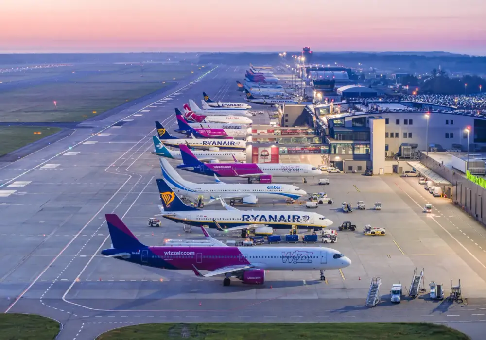 Ile trwa lot z Katowic do Antalyi: dokładny rozkład czasów podróży