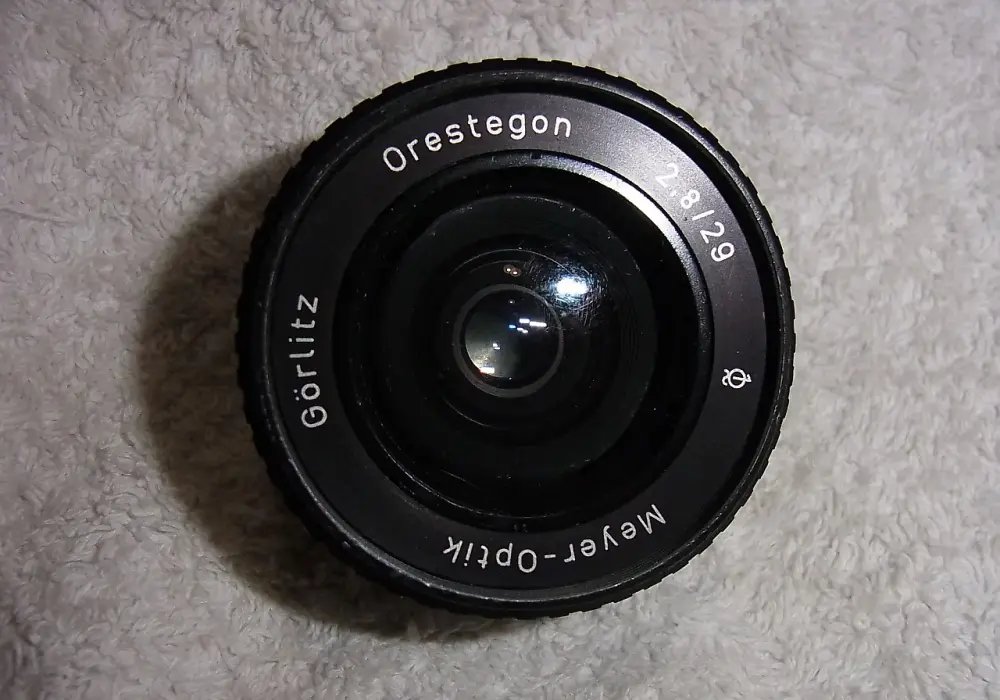 Najlepsze obiektywy m42 28mm: Klasyka, która zachwyci każdego fotografa