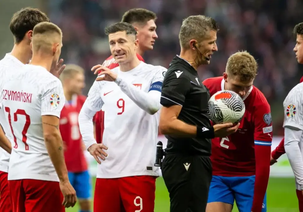 Polska na którym miejscu w piłce nożnej? Zaskakujące zmiany w rankingu