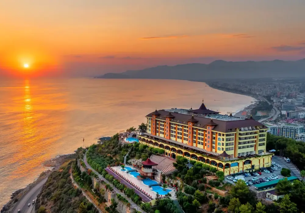Utopia World Hotel w Alanyi - dla kogo naprawdę jest ten resort?