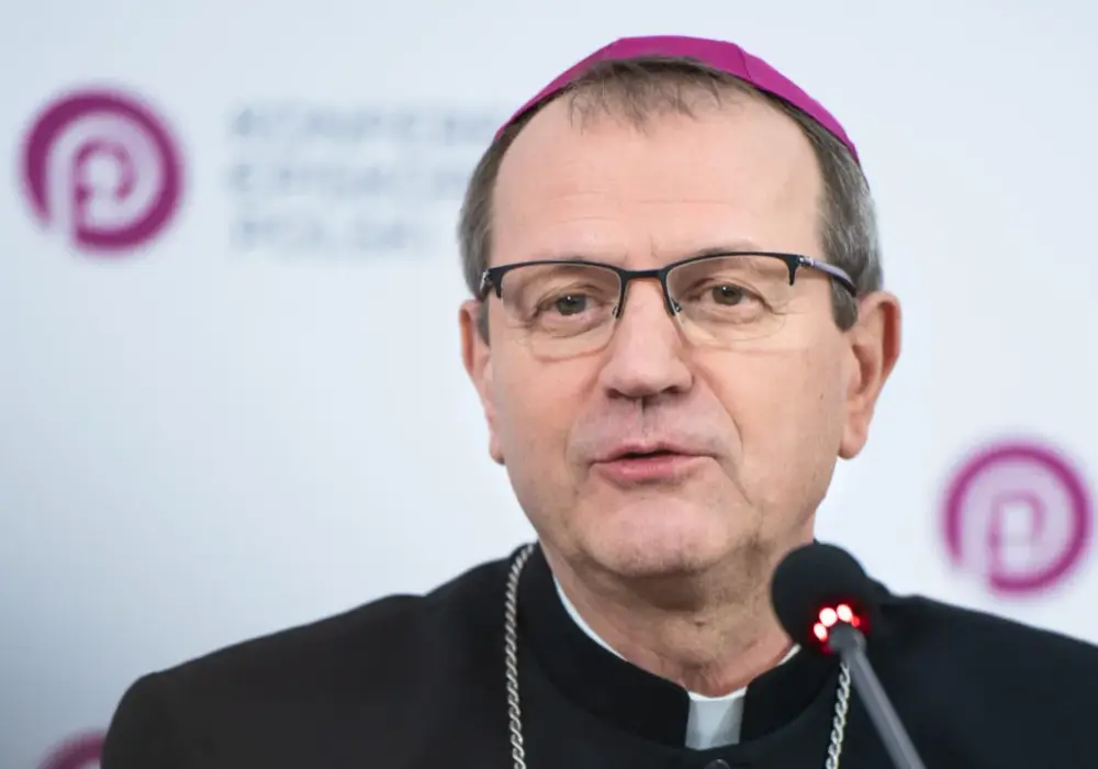 Najmłodszy biskup w Polsce - kim jest bp Mariusz Dmyterko?