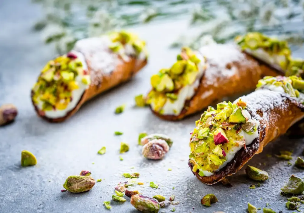 Cannoli - Sekret idealnego smaku i chrupkości. Poznaj go!