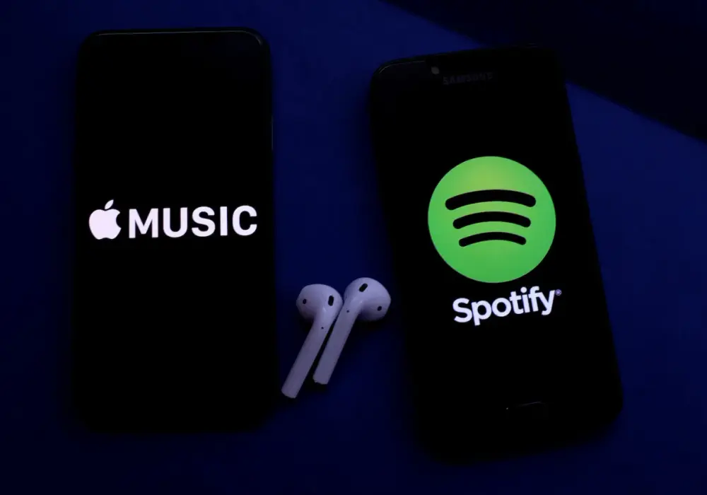 Apple Music czy Spotify – który serwis muzyczny jest lepszy dla Ciebie?