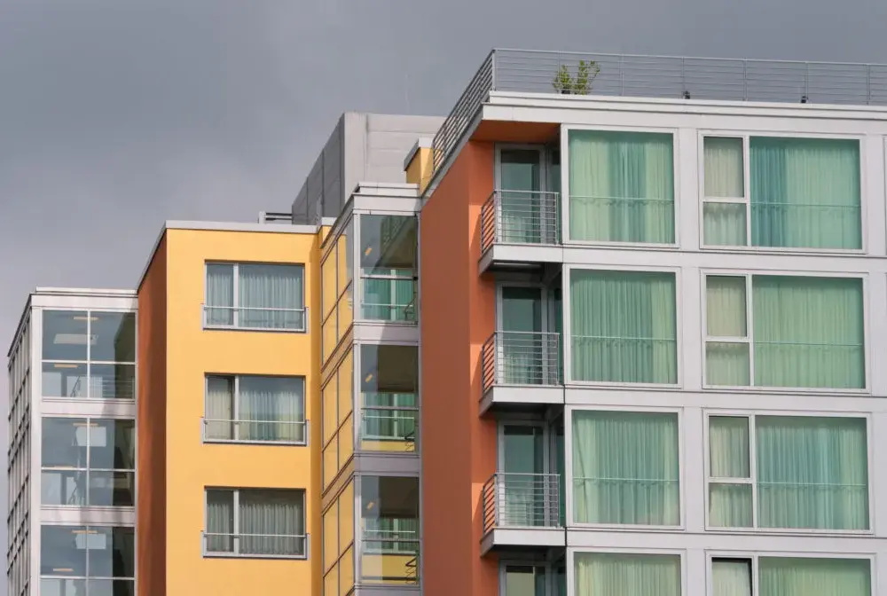 Apartamenty inwestycyjne co to jest i jak uniknąć błędów w inwestycjach