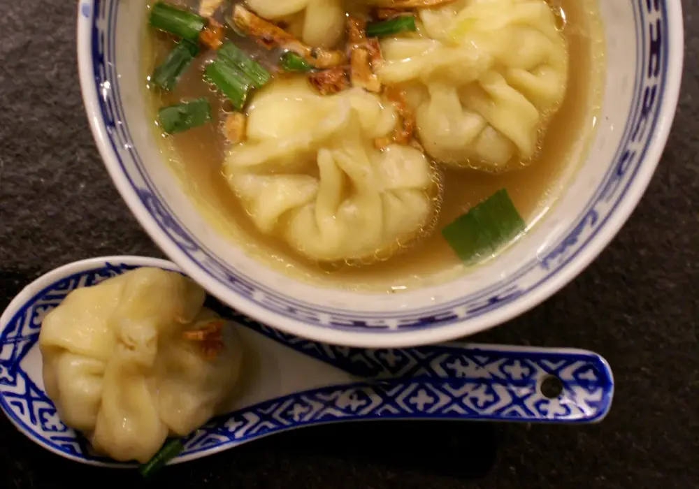 Zupa Wonton - Jak zrobić idealną w domu? Prosty przepis!