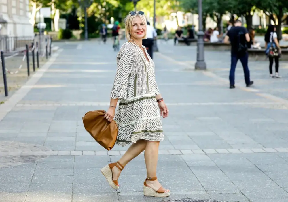 Stylizacje z espadrylami Tommy Hilfiger – jak łączyć je z modą na lato