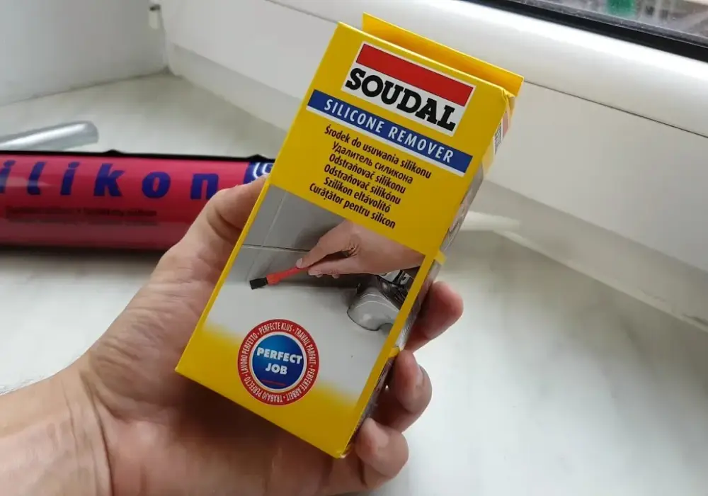 Jak zmyć silikon z kafelek - 5 skutecznych metod i porady