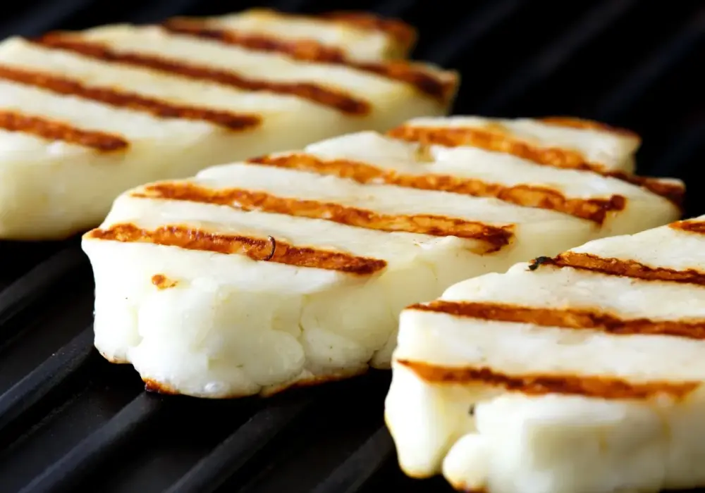 Halloumi z grilla - sekrety perfekcyjnego smaku i konsystencji
