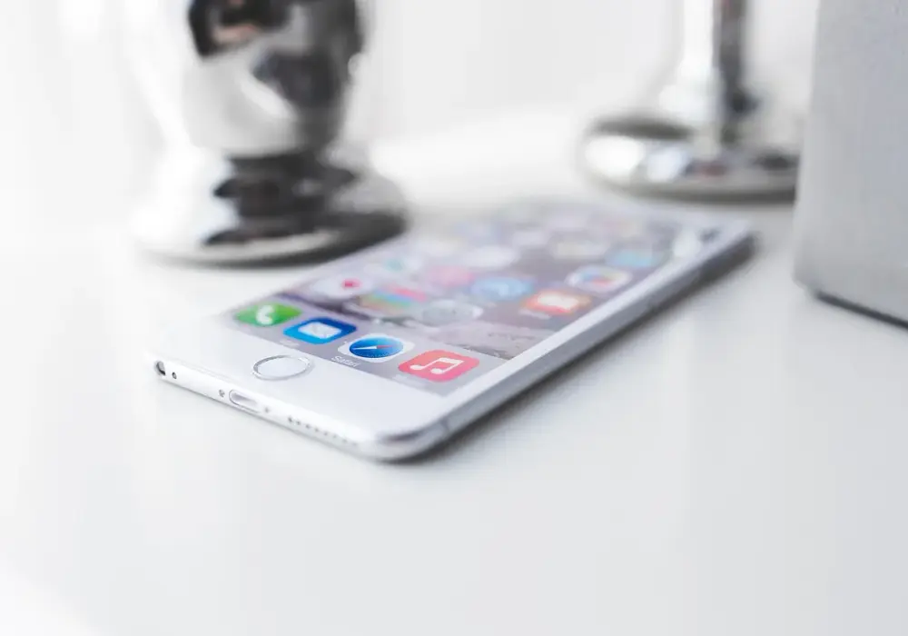 Twój iPhone zwalnia? Czyszczenie iPhone'a - miejsce i szybkość