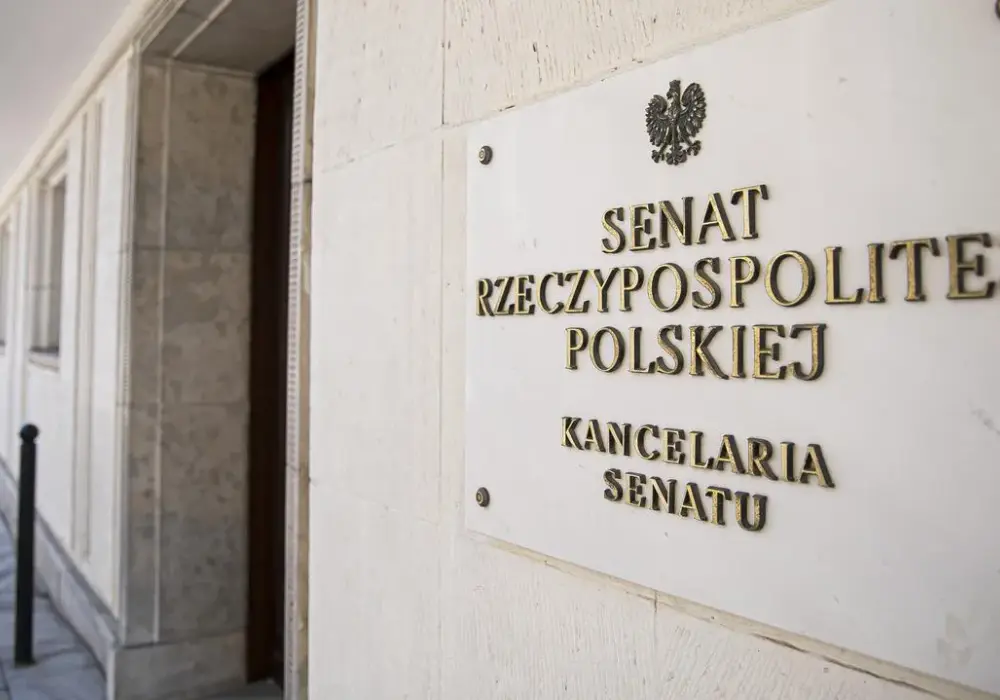 W Polsce jest Sejm czy Senat? Poznaj ich kluczowe różnice i role