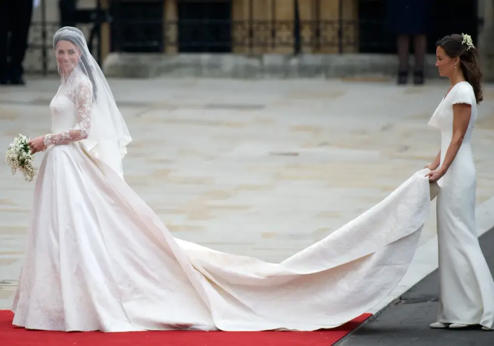 Gdzie kupić suknię ślubną Kate Middleton? Najlepsze opcje i ceny