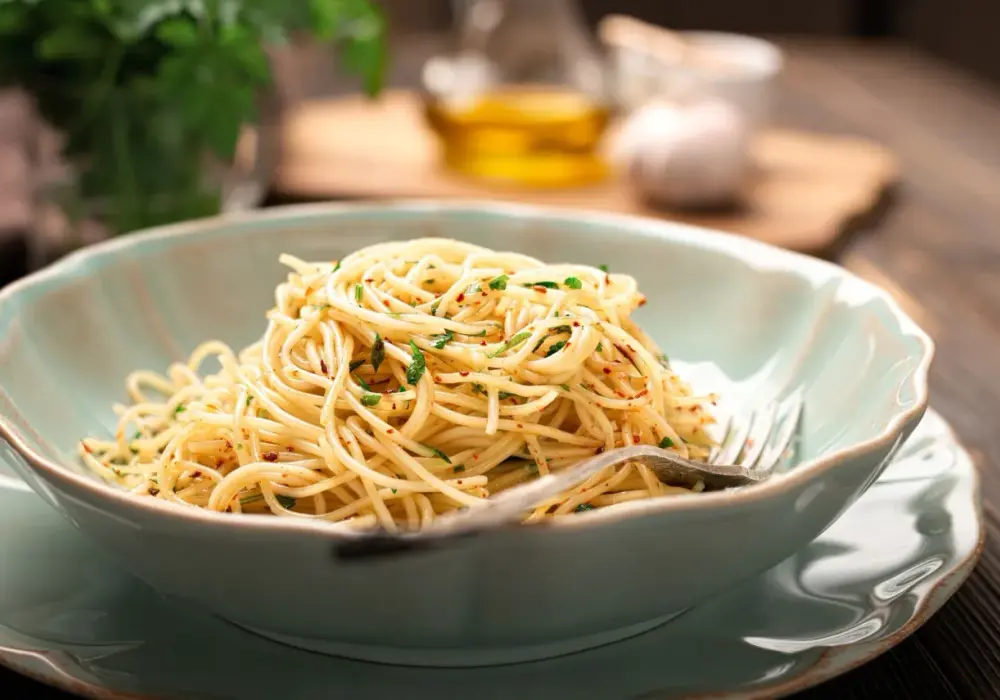 Spaghetti z chili: Odkryj wyjątkowy smak i proste przepisy