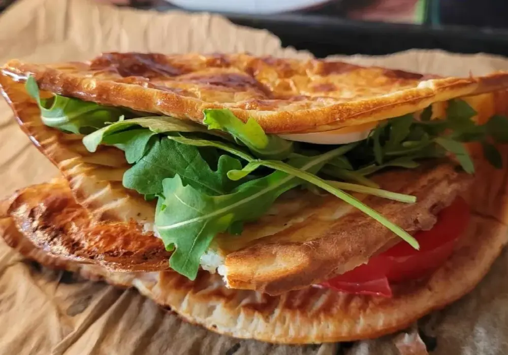 Wrap z serka wiejskiego - Idealny obiad bez mąki?