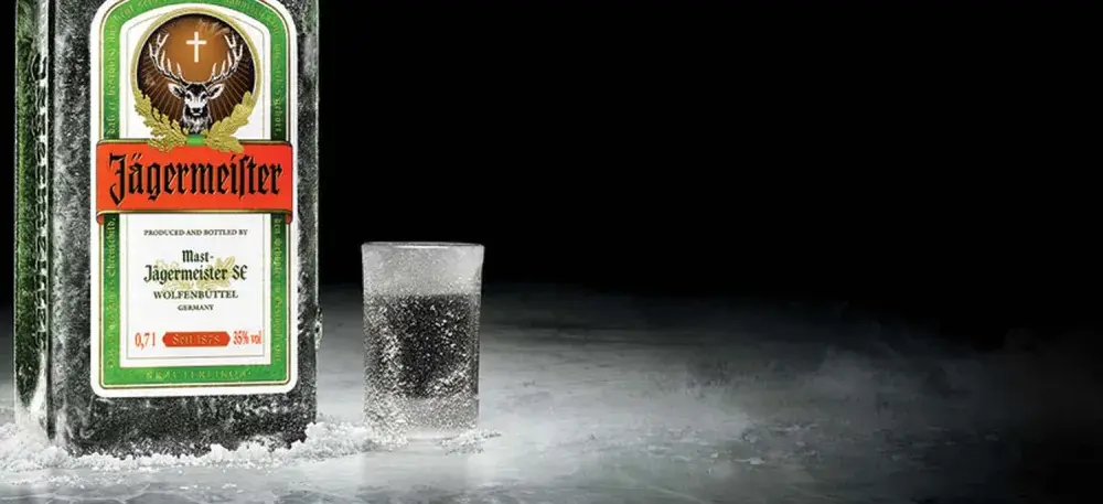 Jägermeister drink z czym - najlepsze połączenia, które zaskoczą