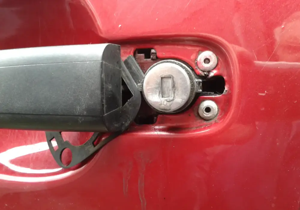 Jak łatwo otworzyć Citroena C3 bez kluczyka - poradnik krok po kroku