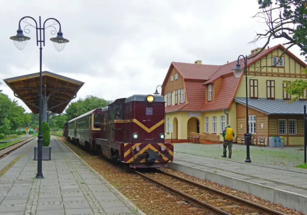 Co znaczy PR w PKP? Odkryj, co to oznacza dla podróżnych