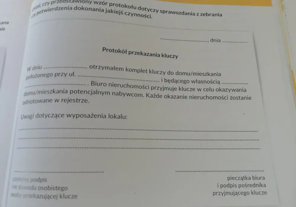 Protokół przekazania kluczy: Wzór, porady. Uniknij błędów!