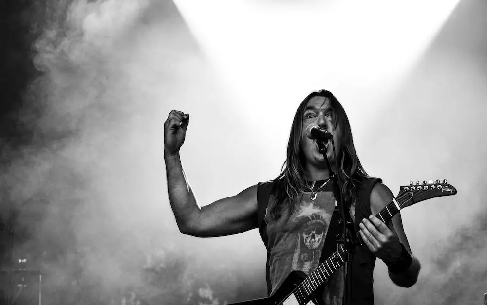 Najlepsi gitarzyści rockowi wszech czasów - poznaj mistrzów
