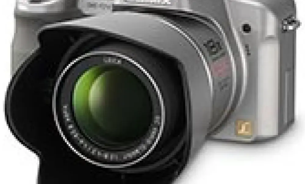 Panasonic FZ18 vs Panasonic Lumix DMC FZ18 - porównanie aparatów
