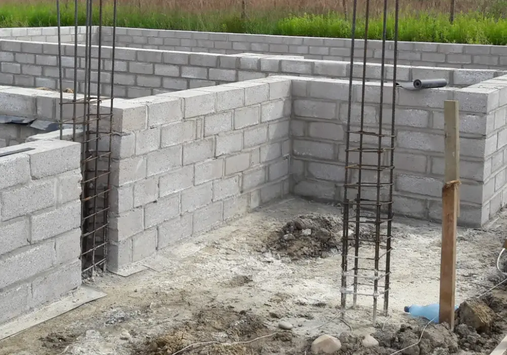 Ile betonu na fundamenty domu 150m2? Oblicz dokładnie i oszczędzaj