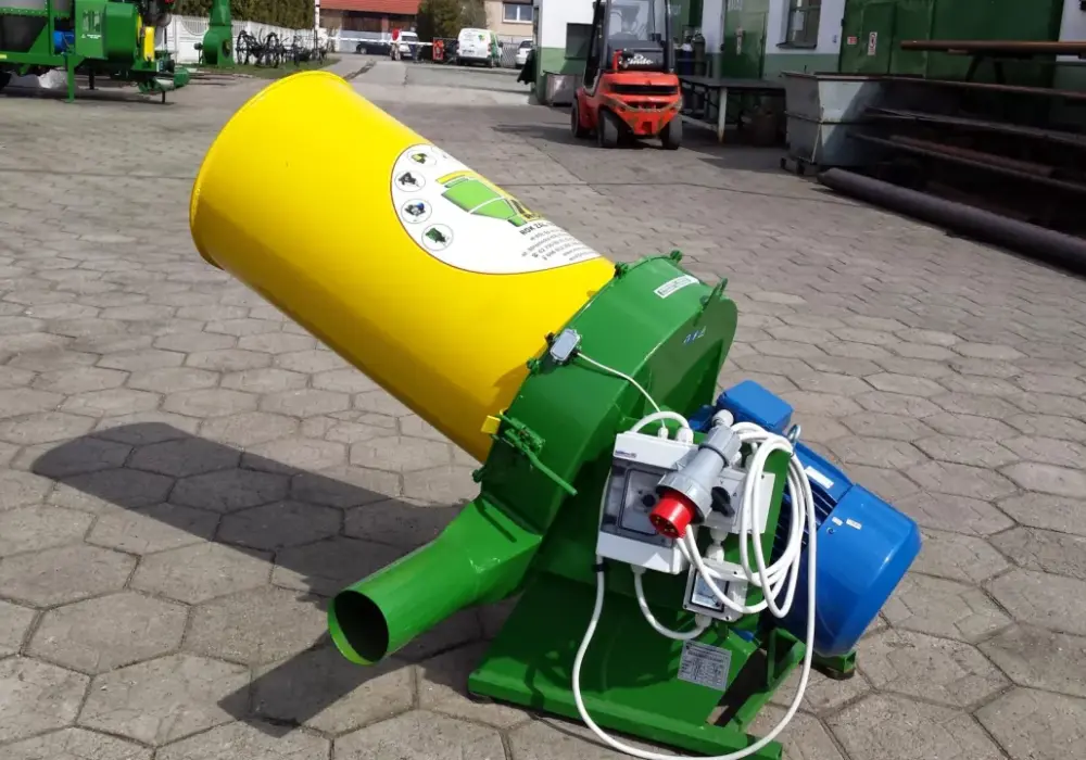 Jak rozdrobnić słomę na pellet? Poradnik krok po kroku