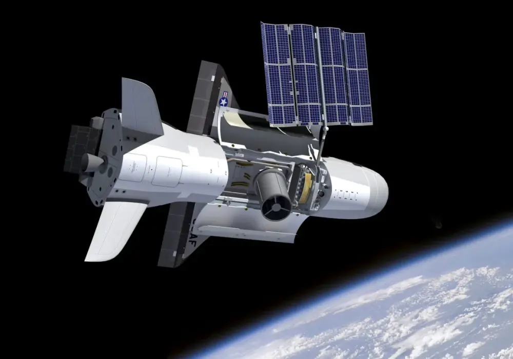 X-37B - Tajemniczy pojazd orbitalny. Co naprawdę robi?