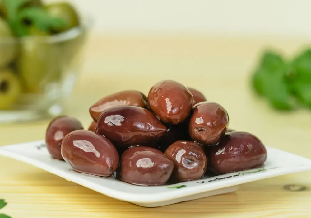 Oliwa Lakonia czy Kalamata - Która oliwa z oliwek jest lepsza?