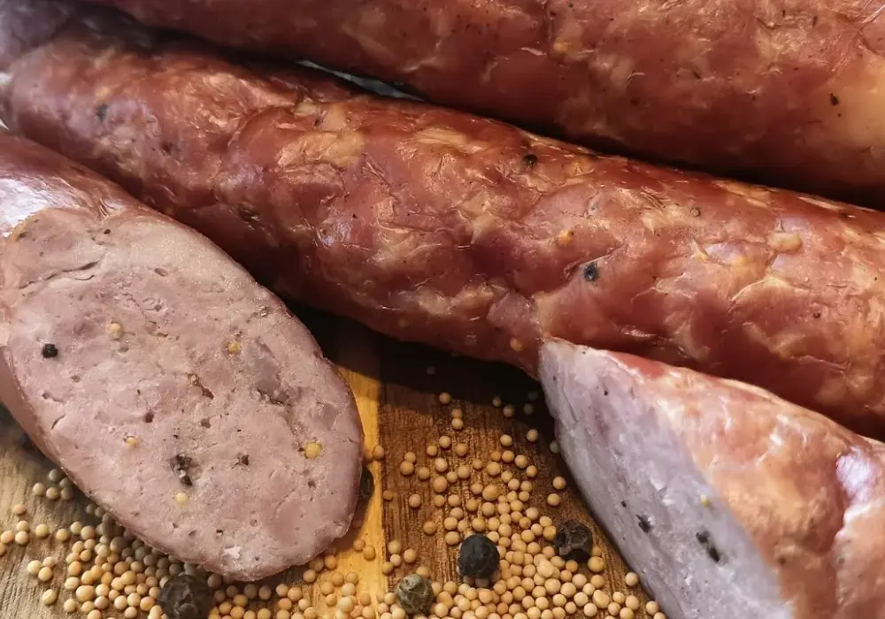 Ile gorczycy do kiełbasy, aby uzyskać idealny smak i aromat?