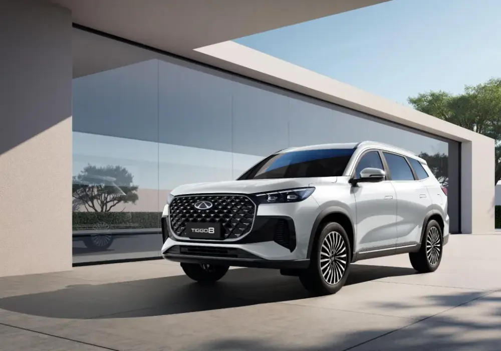 Chery Tiggo 8 - Cena, PHEV czy benzyna? Co wybrać?