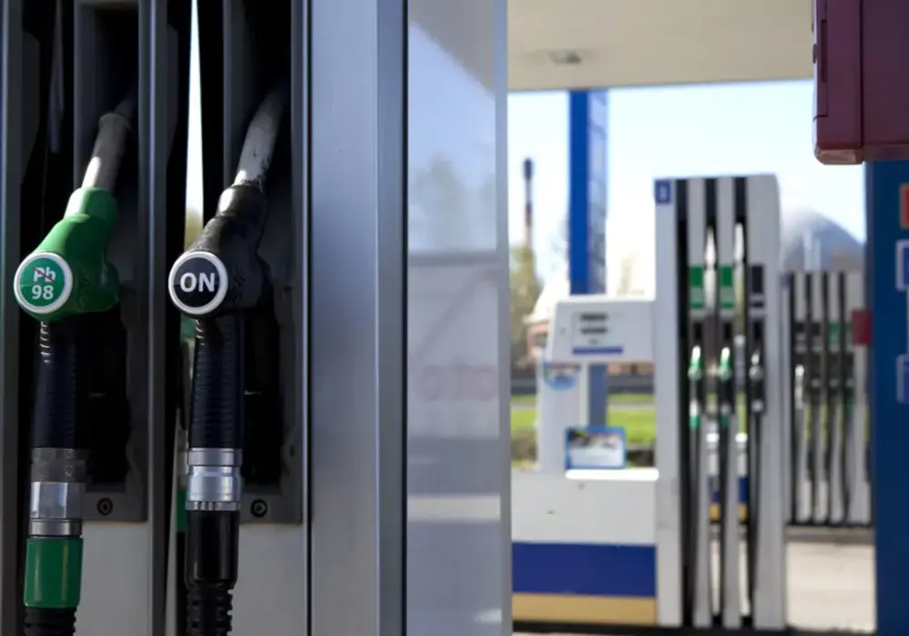 Co gorsze: benzyna do diesla czy diesel do benzyny? Skutki i koszty
