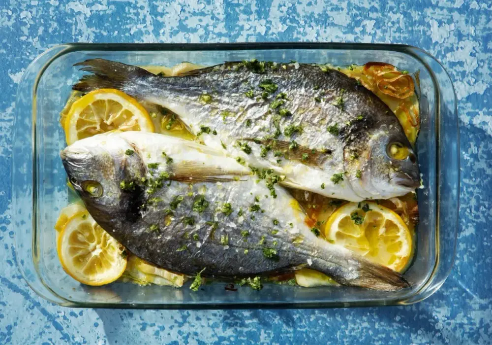 Dorada – co to za ryba? Jak wybrać i przyrządzić?