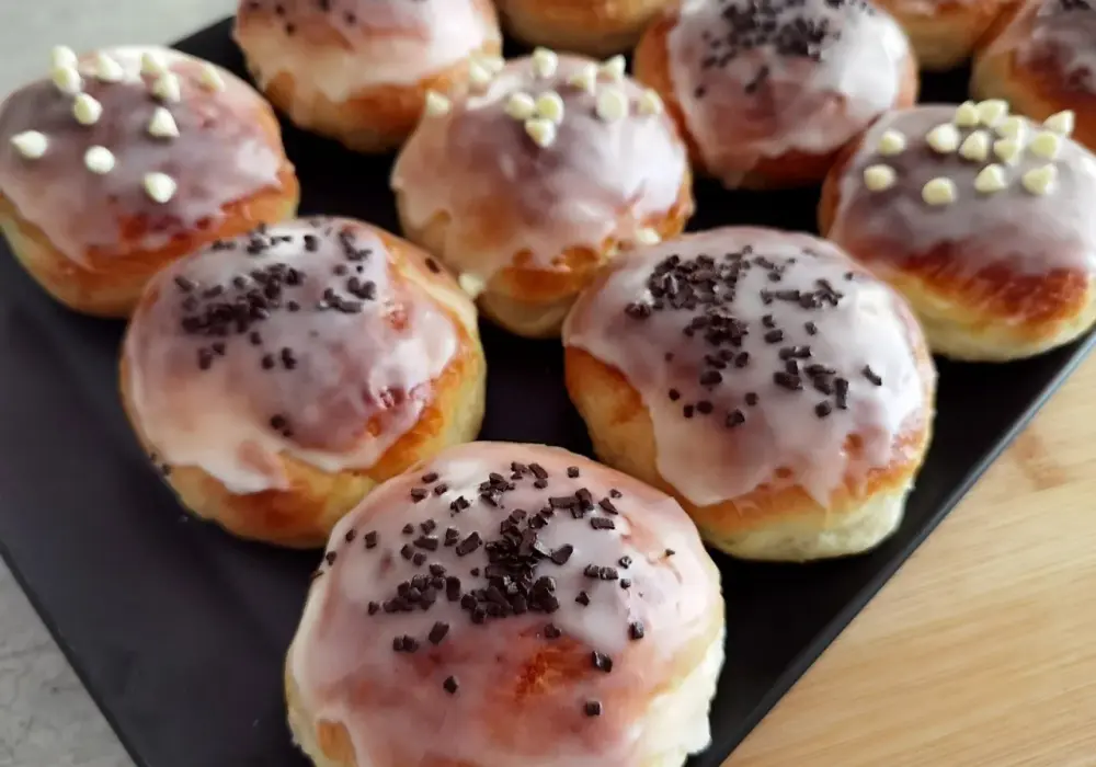 Pieczone pączki z piekarnika - szybki przepis i proste triki