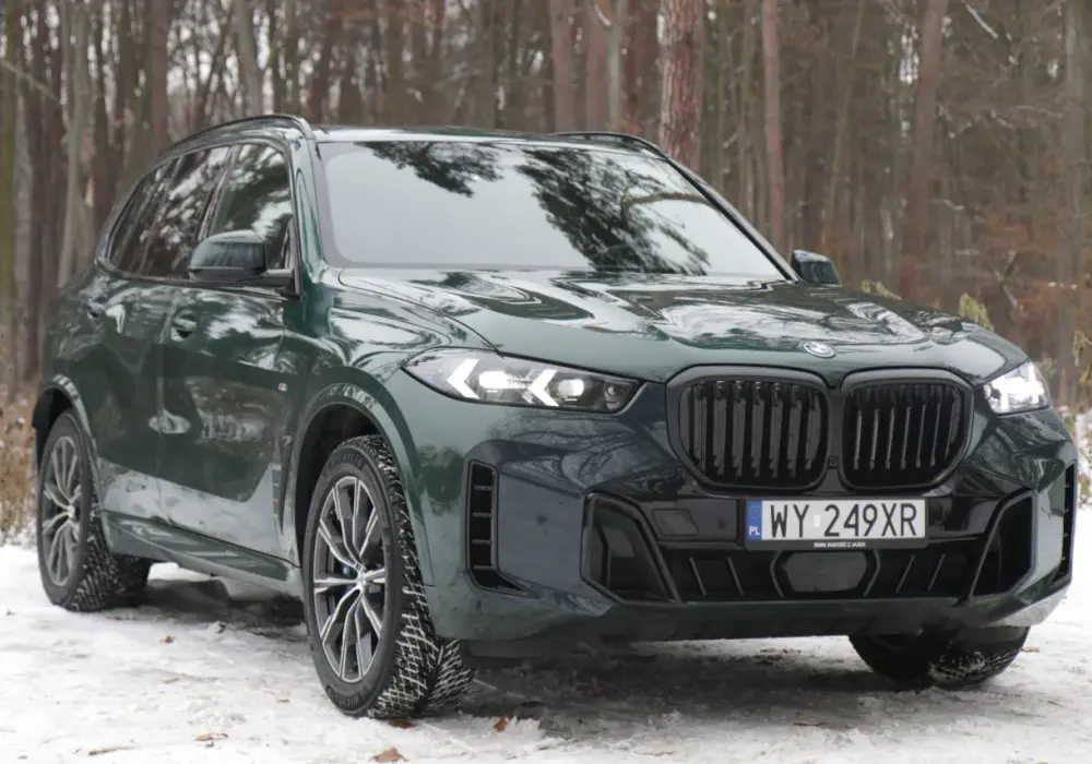 BMW X5 - Diesel czy hybryda plug-in? Sprawdź, co warto wybrać