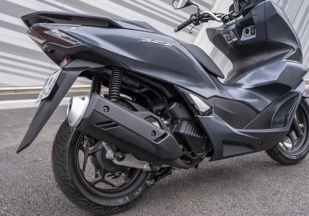 Jak wybrać najlepszy olej do silnika Honda PCX 125 i uniknąć problemów