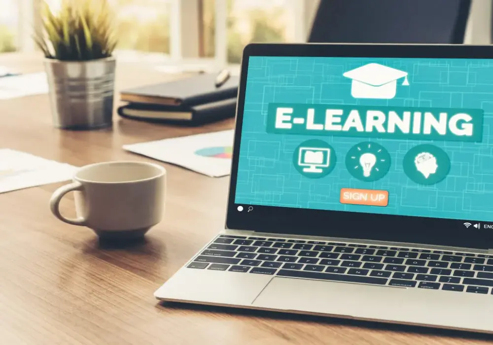Nauczanie w chmurze dla kogo? Odkryj, kto może skorzystać z tej formy edukacji