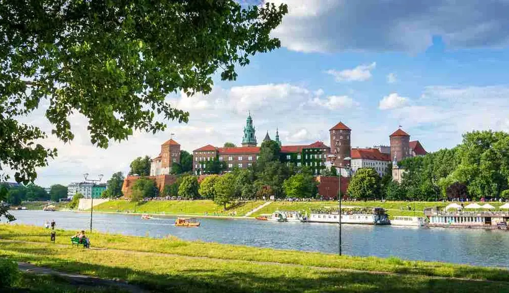 Wycieczki Okolice Krakowa: 10 Ciekawych Miejsc Niedaleko