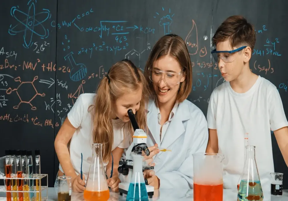 Nauczyciel chemii - Czy może uczyć przyrody w szkole podstawowej?