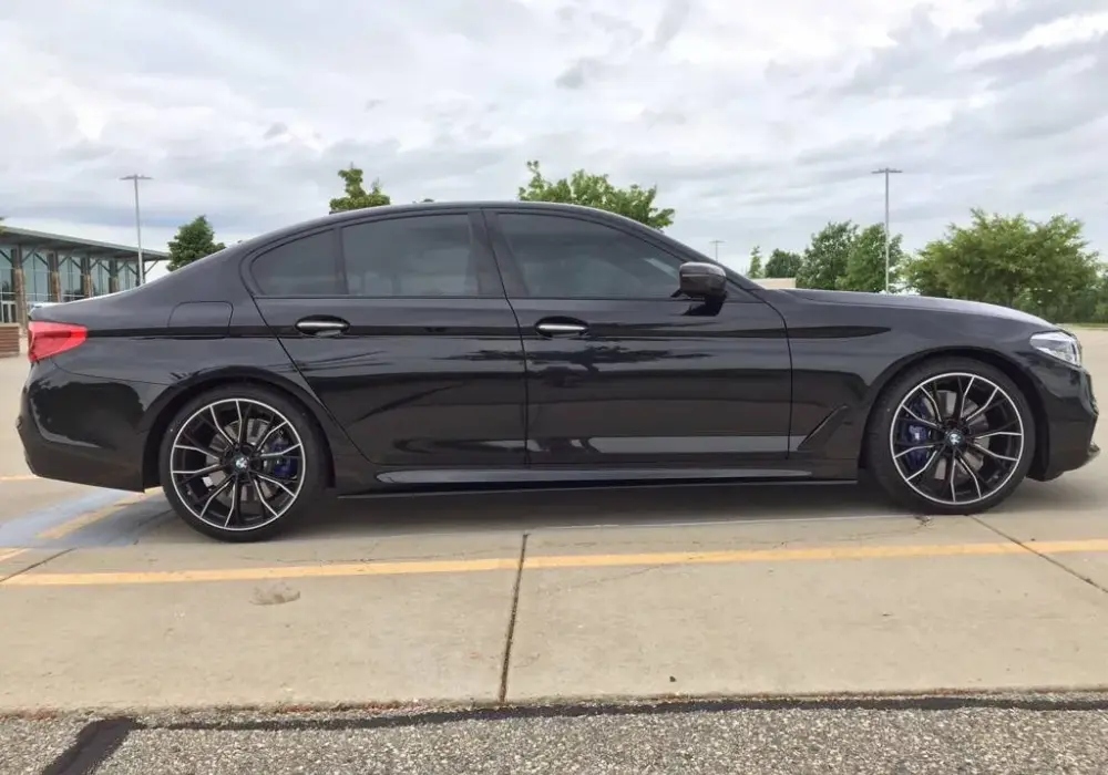 BMW F10: jakie felgi wybrać? Rozmiary, specyfikacje i porady