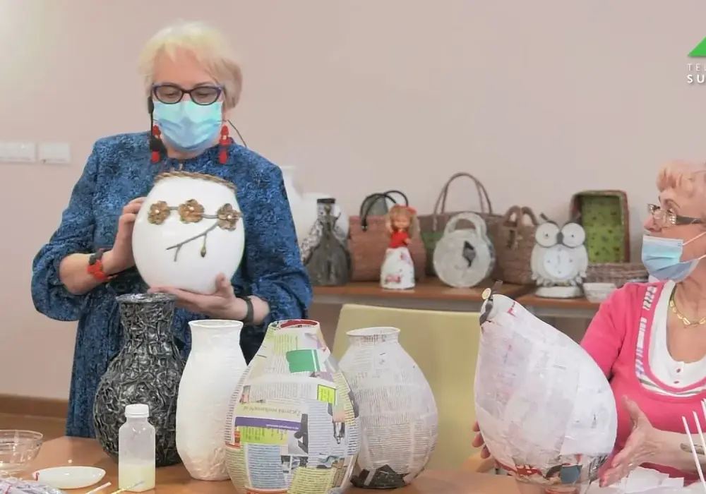 Pomysły na zajęcia z seniorami: Aktywizuj i daj radość!