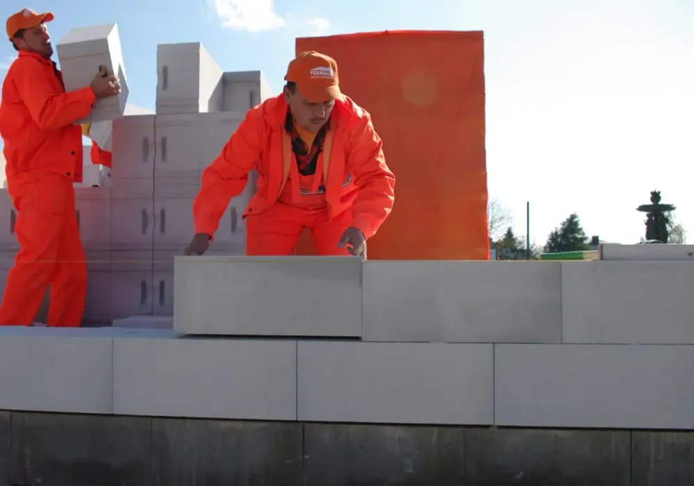 Waga pustaka: ile ważą pustaki ceramiczne, z betonu komórkowego i silikatowe?