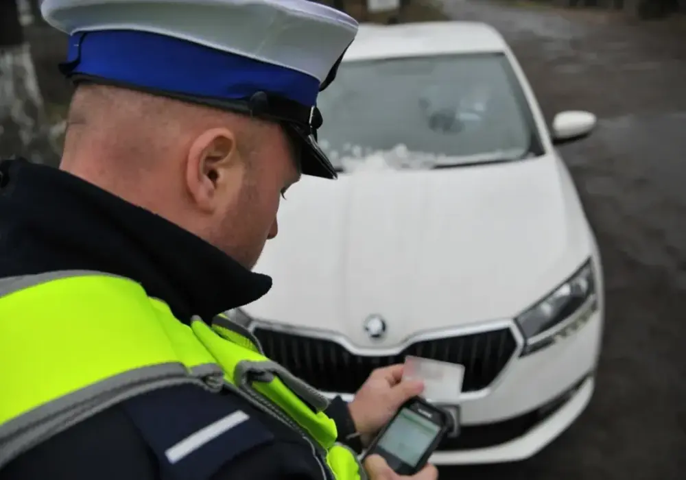 Prawo jazdy i kontrola drogowa - co naprawdę sprawdza policja