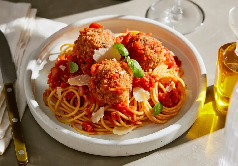 Jak przygotować idealne spaghetti z klopsikami po włosku, które zachwyci