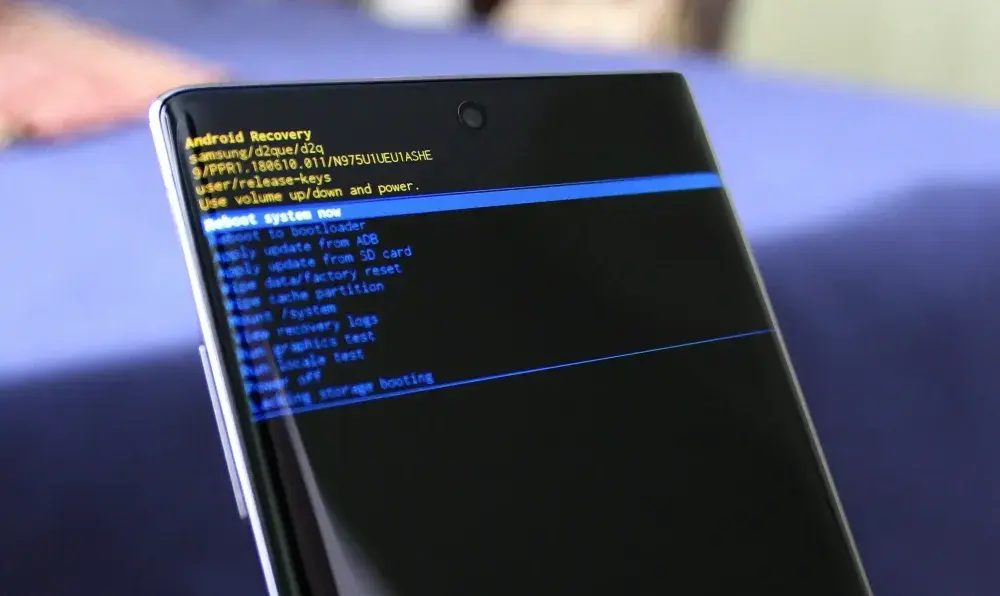 Blokada po resecie Androida - Jak jej uniknąć i co robić?