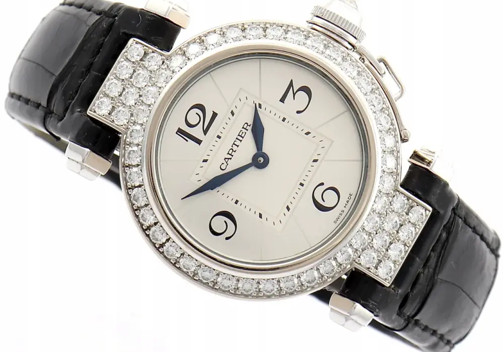 Zegarki Cartier damskie – elegancja, ceny i kolekcje, które musisz znać