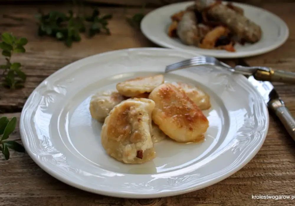 Pierogi z białą kiełbasą - idealny farsz i triki mistrza