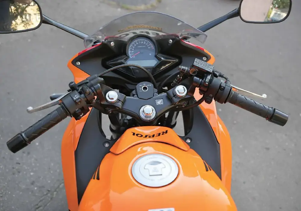 Ile pali honda cbr 125? Sprawdź średnie zużycie paliwa i oszczędności