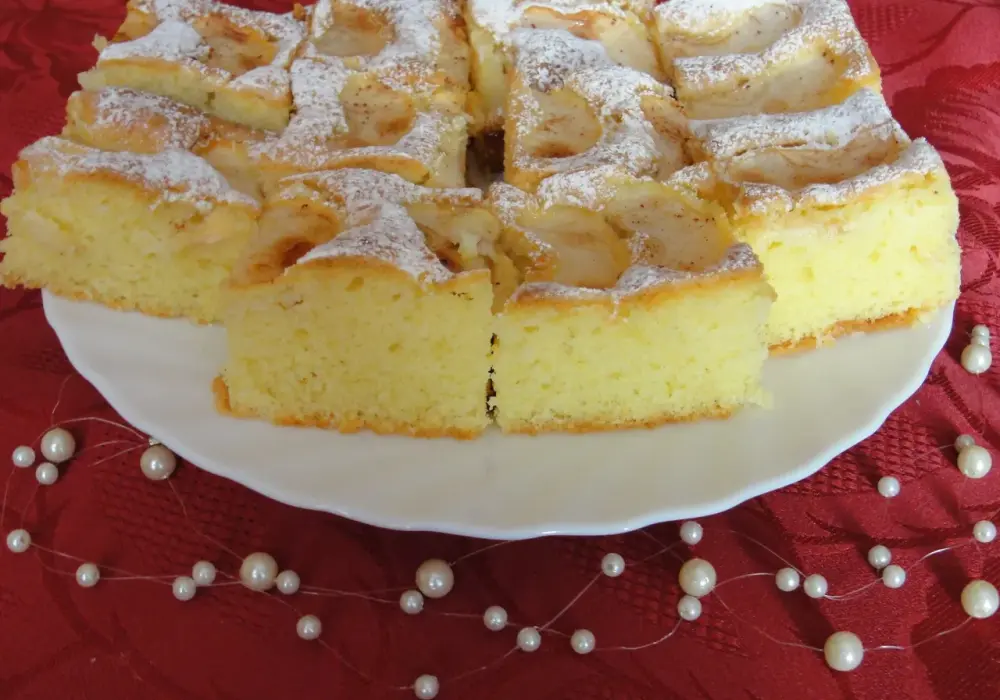 Ciasto z owocami na oleju i kruszonką - puszyste i wilgotne